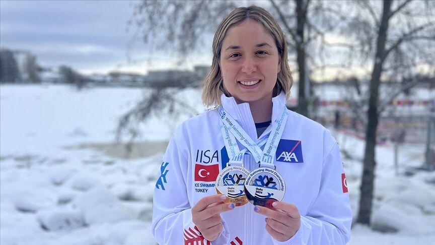 Thumbs B C 55Fca9De5F2C6Ab02Ec203C07Ea789Cf