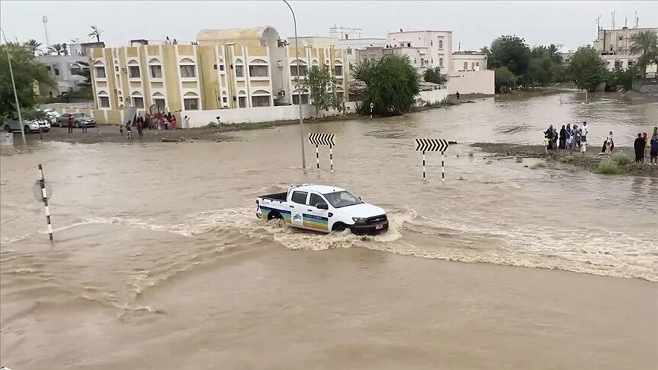 Thumbs B C Dcbe2C76376650D6Db2775270A986C37