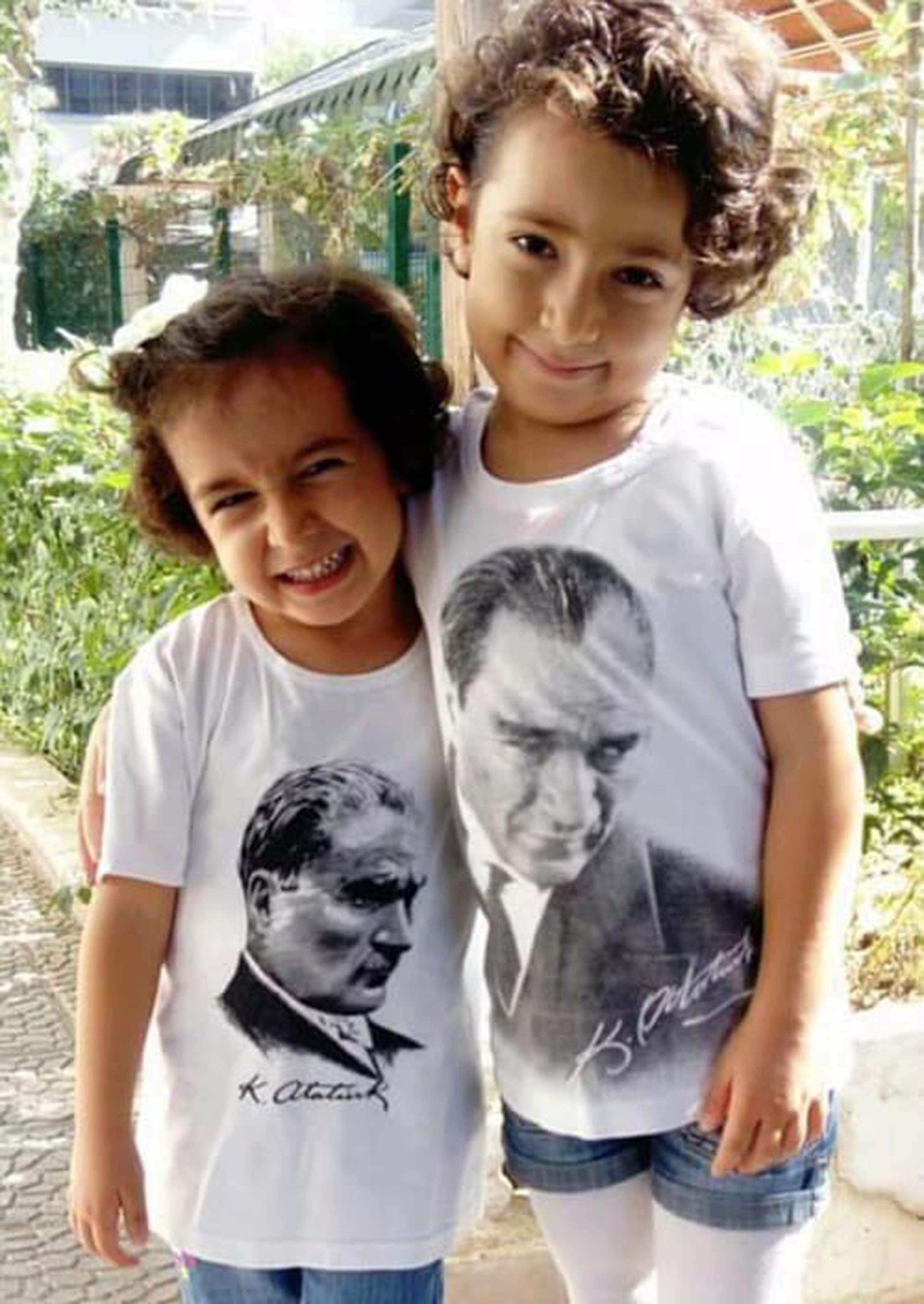 V E R A V E L E N A N I N I S I G I T U M C O C U K L A R I N Y 1195172 355349