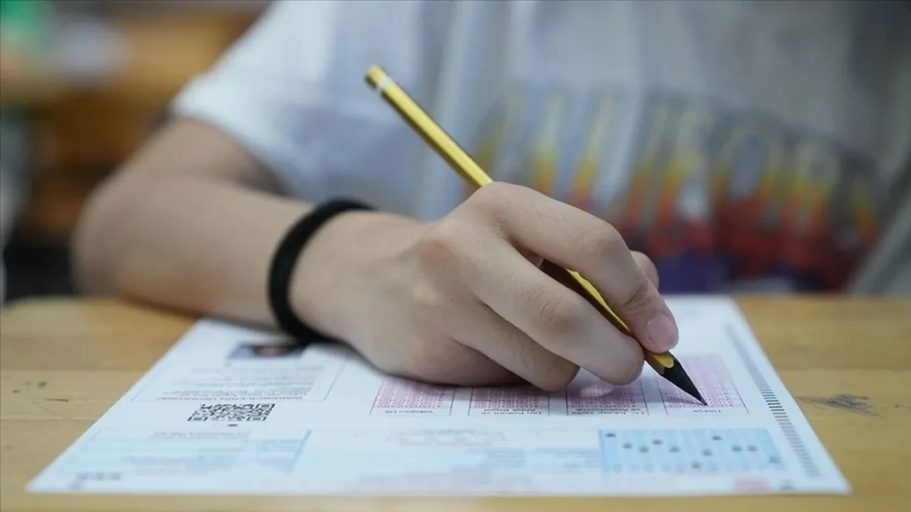 Yokdil1 Sorulari Ve Cevaplari 2026 Yokdil Soru Kitapcigi Ve Cevap Anahtari Aciklandi 3286839 202603081209 4