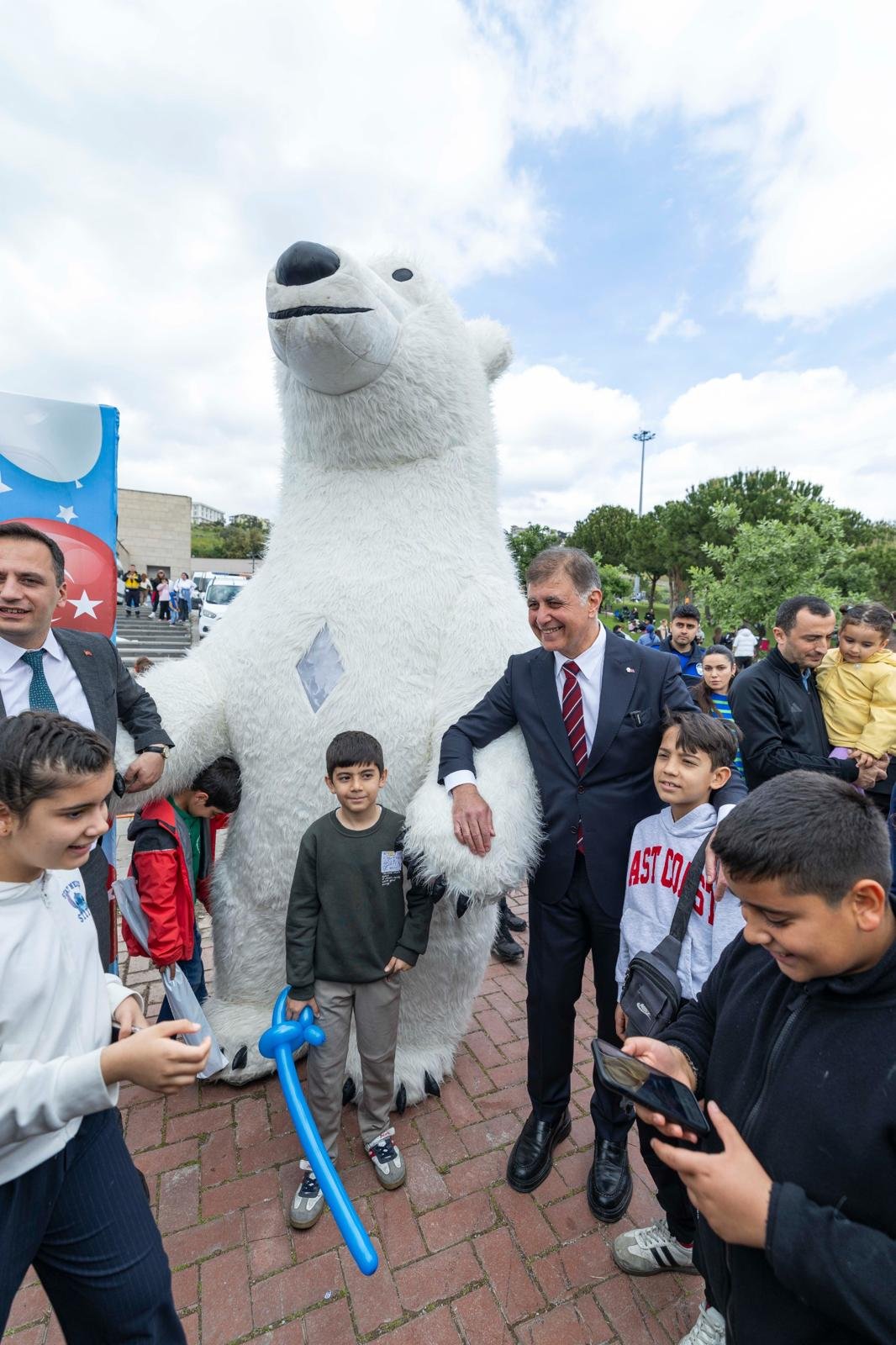 23.04.2026 B355Edc7 3389 41Fc 9693 903F2E399Ae4