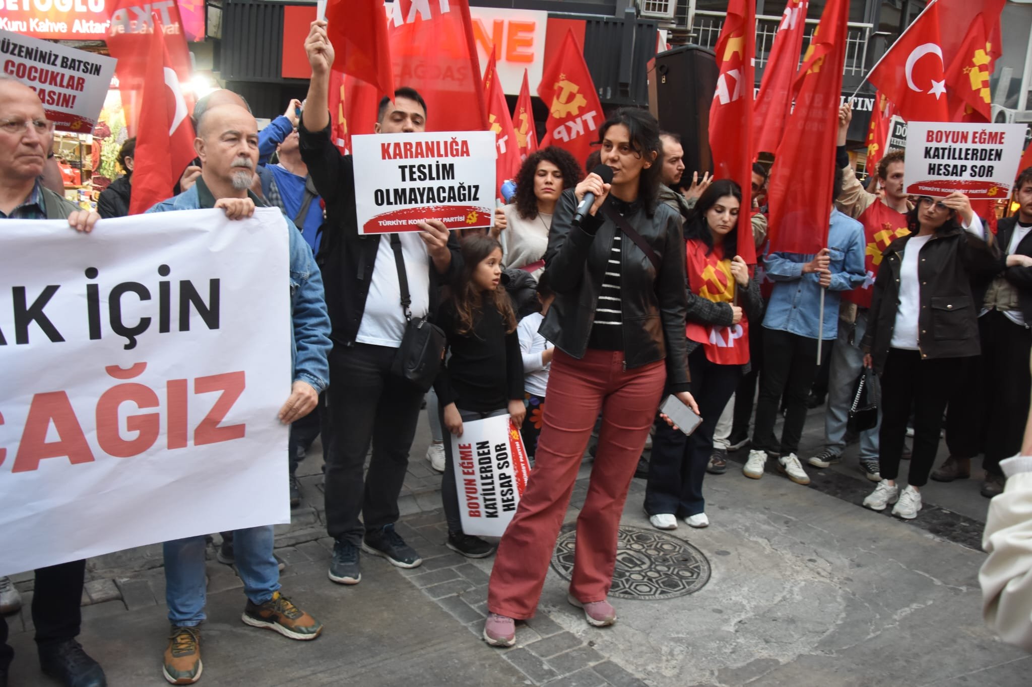 58A07Bad 8Acc 4D72 Bd38 75F4085Ac44F