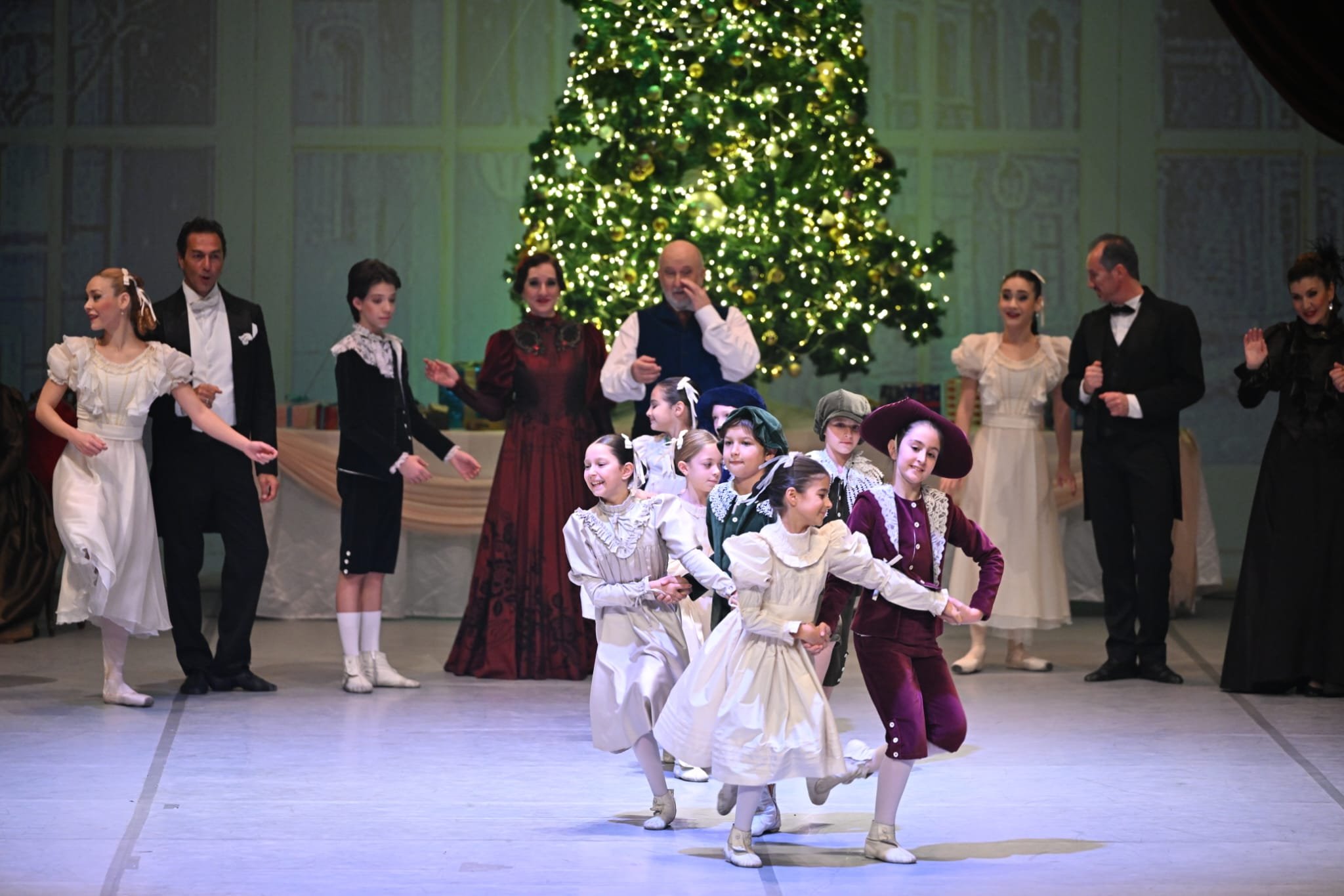 5Ef9E984 88D0 453E Bc8D 6C824568Adc7