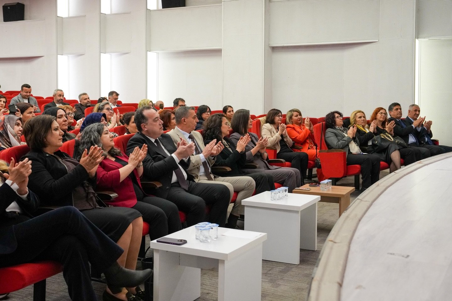 658219876 18388540567155643 7755920573552561545 N