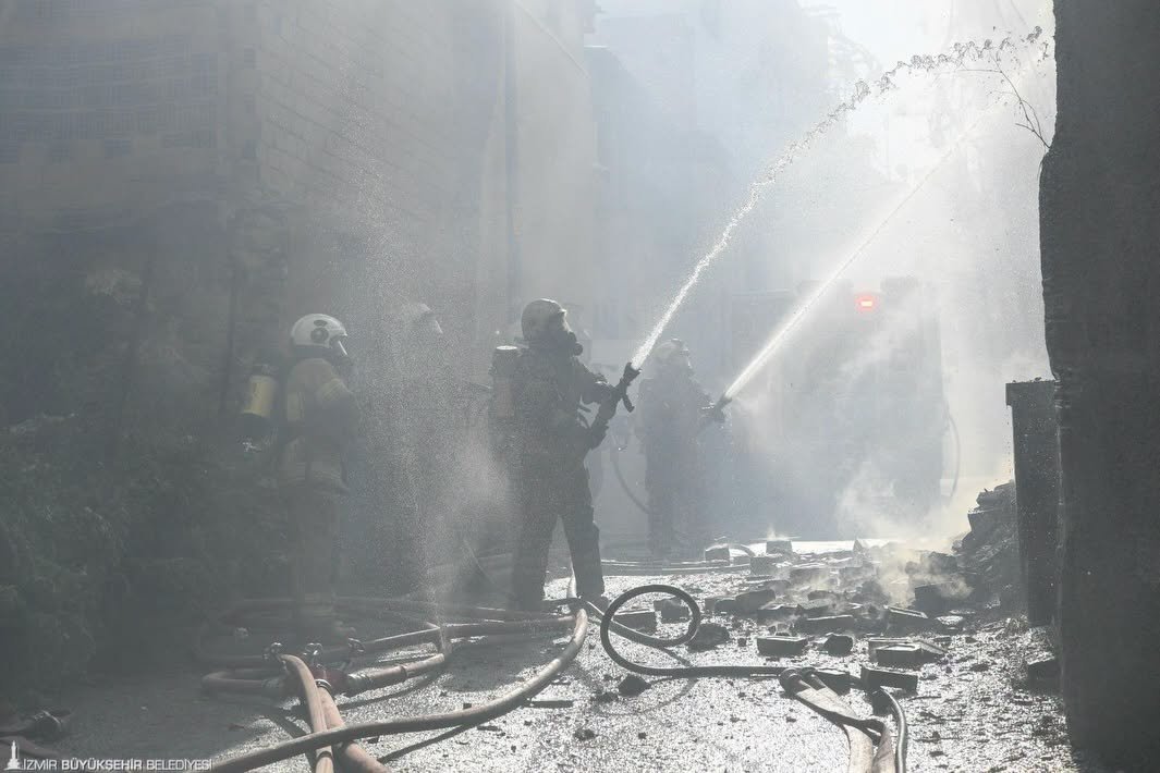 675967282 2432907890545776 9077553819033542412 N