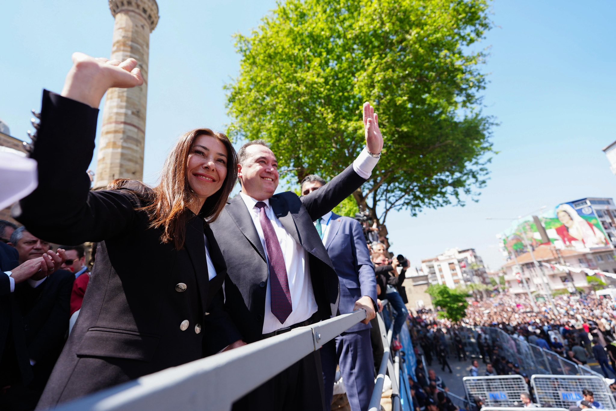 679821372 1554975089317838 1366605967179170532 N