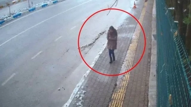 69Ededd73A5A98D212B10E99