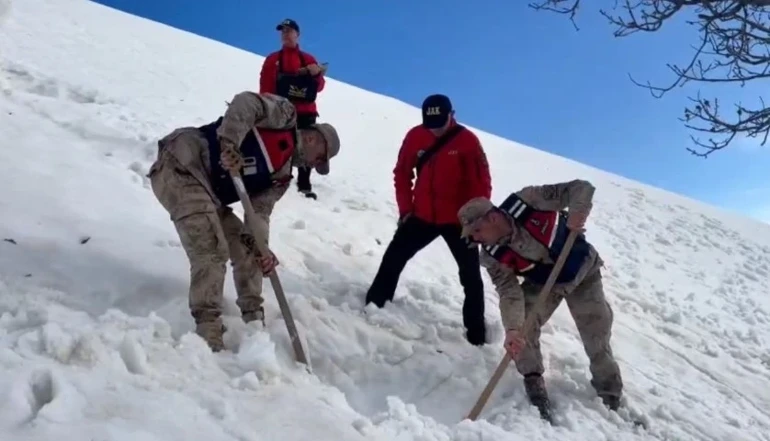 69Ee22B53A5A98D212B10Ff9