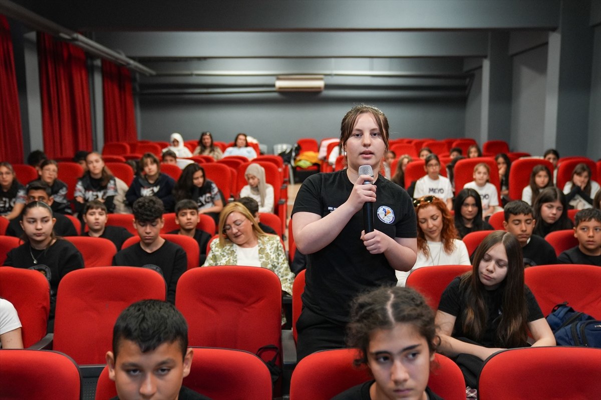 A A 20260422 41176213 41176203 I Z M I R D E O G R E N C I L E R S O R U N L A R I O K U L M E C L I S I I L E C O Z U M E K A V U S T U R U Y O R