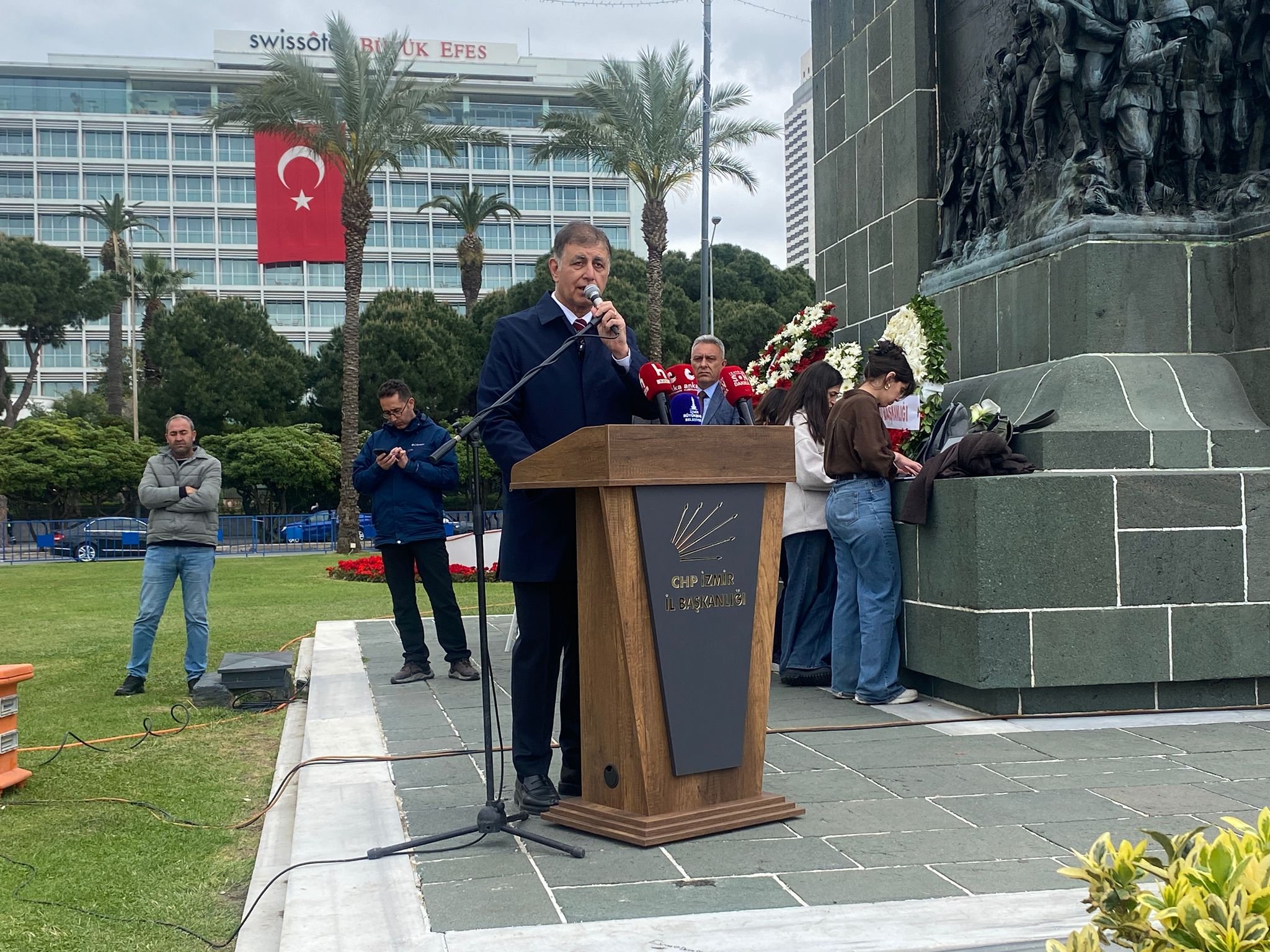 A49D4Fe4 9B3B 4615 956F 42Bed6D22F66