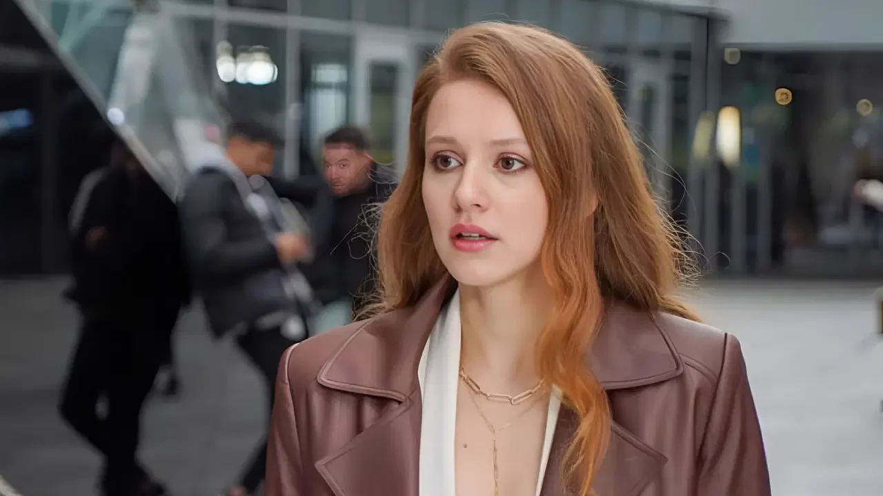 Ahsen Eroglu Ifade Vermek Icin Istanbula Geldi