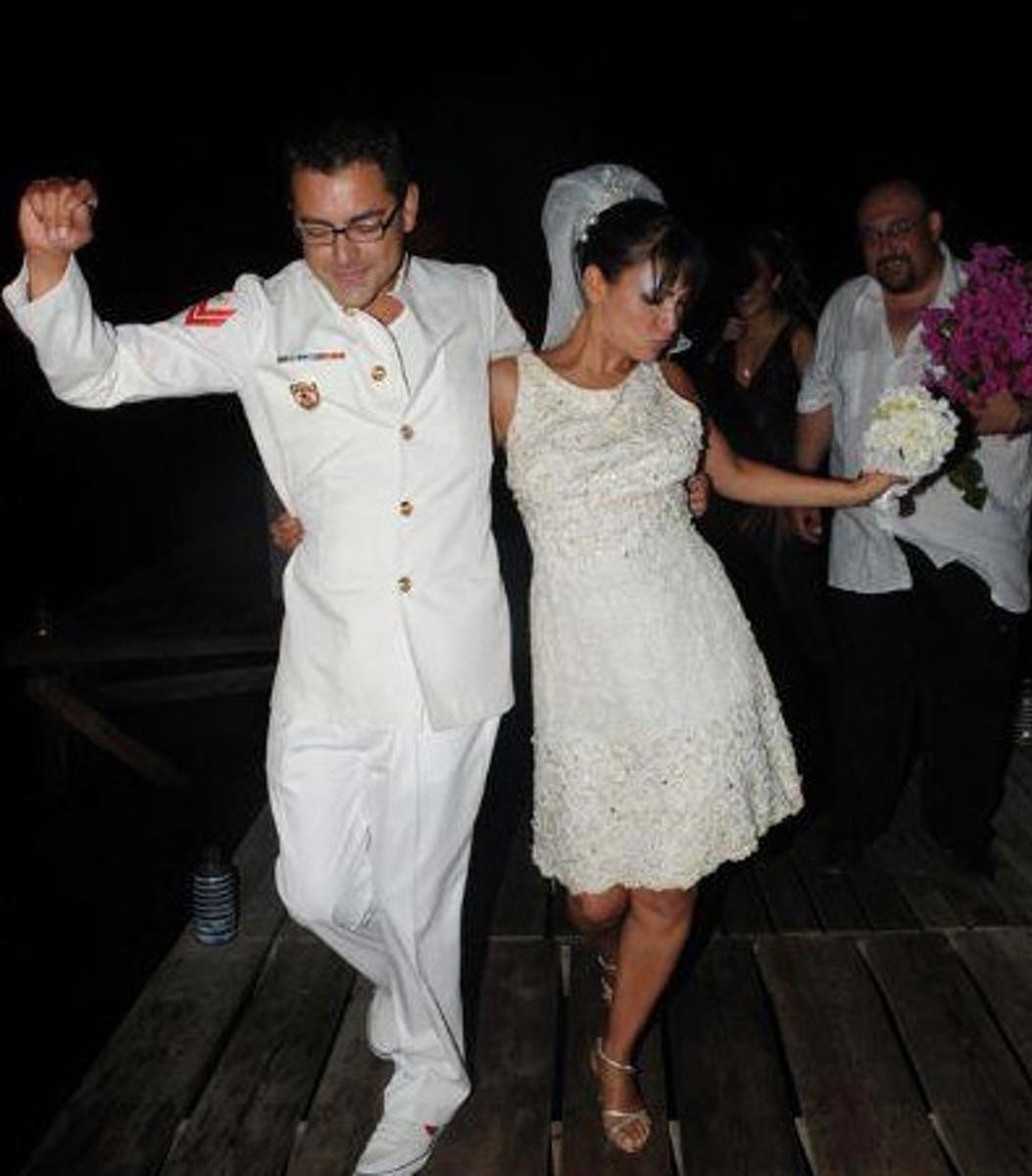 B66E90A2 B807 4Fcd 9972 Efe81B5A49B8