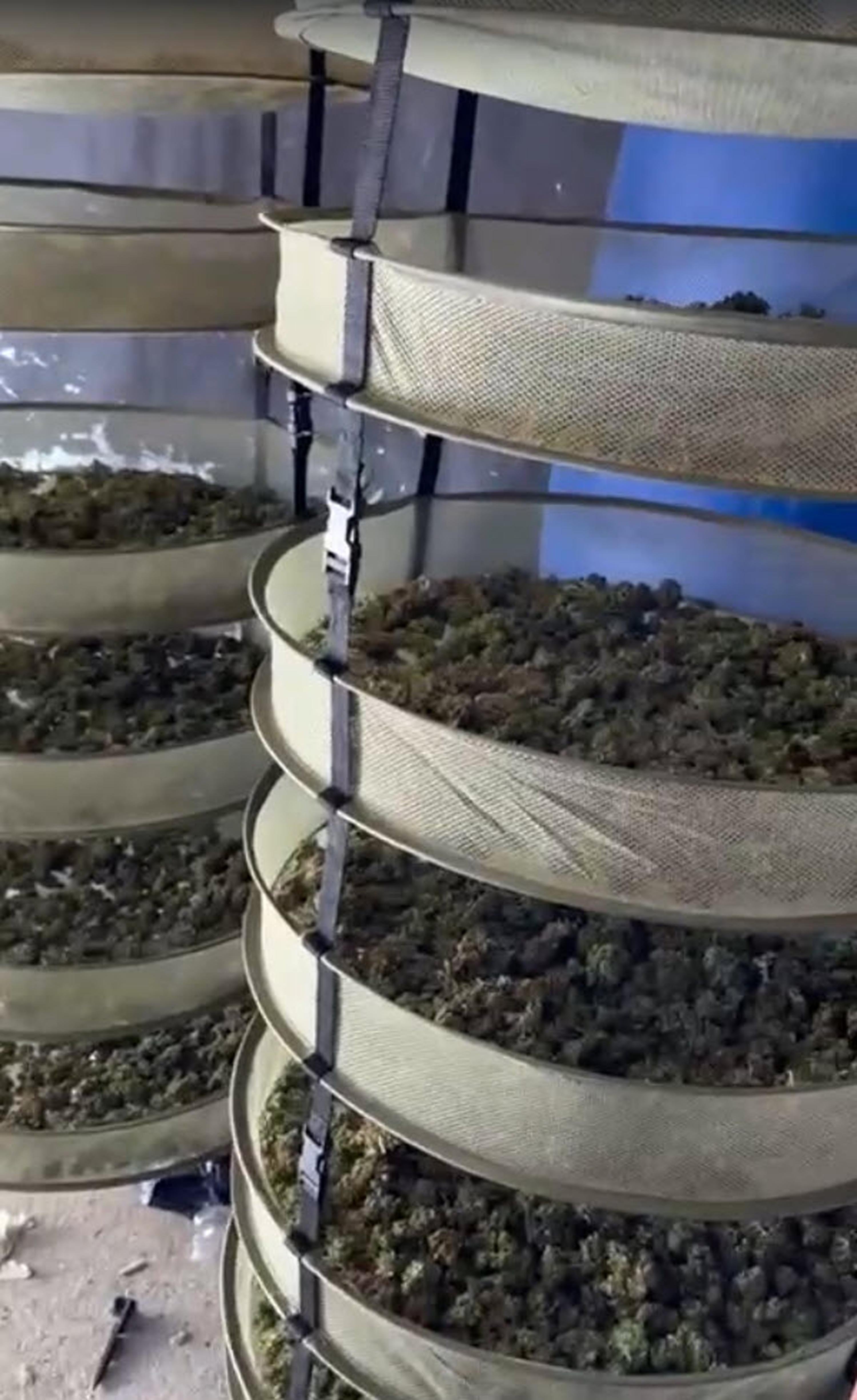 D E P O Y U H I N T K E N E V I R I S E R A S I N A C E V I R E N 2 1259514 374804