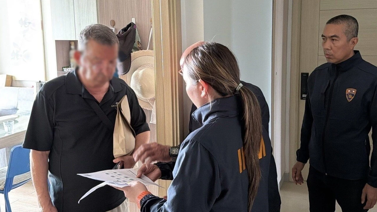 Deprem Sonrasi Firar Eden Turk Muteahhit Taylandda Yakalandi Dfvx