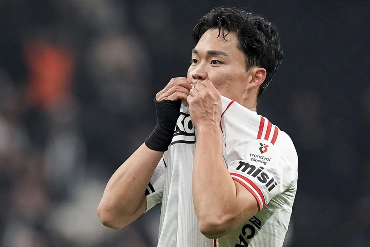 Dolmabahcedeki Gol Duellosunda 3 Puan Besiktasin 348641Ba03 Amp