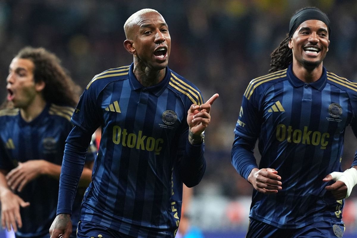 Fenerbahce Kayseride Farka Kostu 42Ba983B08 Amp
