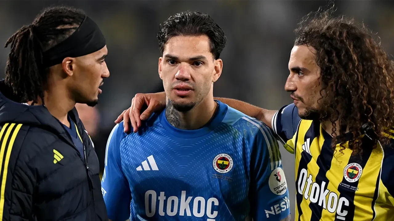Fenerbahcede Ederson Operasyonu Suudi Arabistan Devi Devreye Girdi Sozlesmesindeki Ma 3297487 202604301201 3