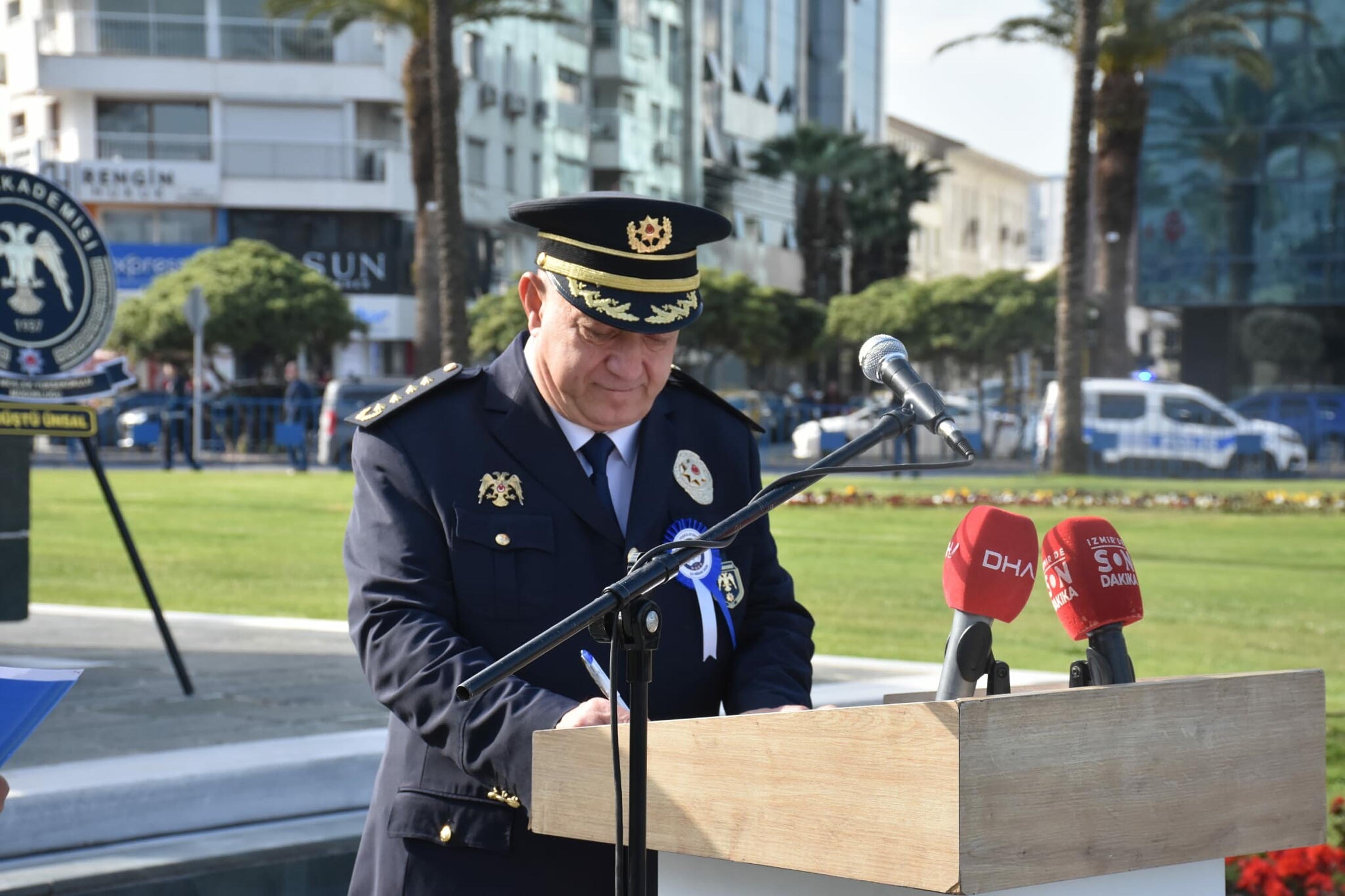 I Z M I R D E T U R K P O L I S T E S K I L A T I N I N 181 I N 1253721 373114