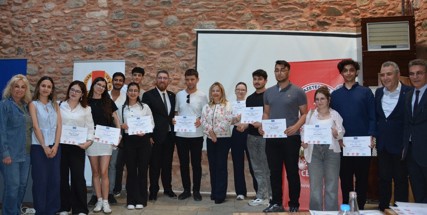 İgc Basin Akademi̇si̇ Bölge Eği̇ti̇mleri̇ Aydin'da Yoğun Katilimla Başladi (9)