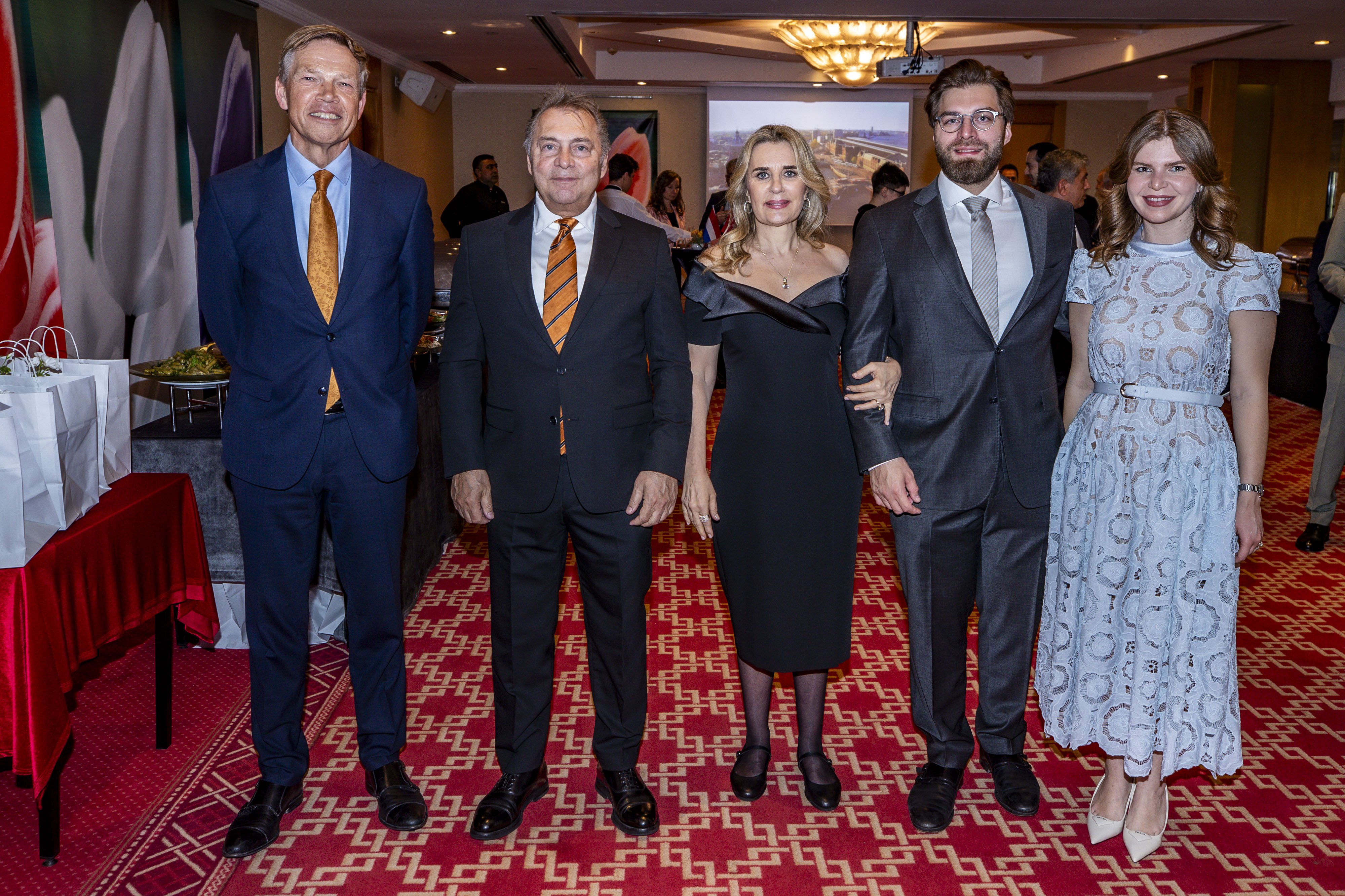 Joep Wijnands, Oğuz Serap Özkardeş, Nail İpek Özkardeş