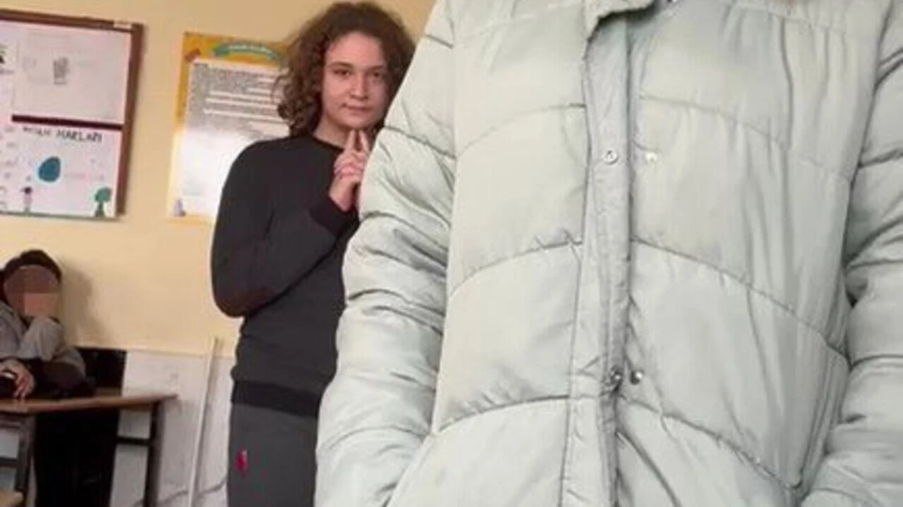 Kahramanmaras Saldirgani Isa Aras Mersinlinin Sinif Icindeki Suursuz Halleri Ortaya Cikti Mi33 Cover