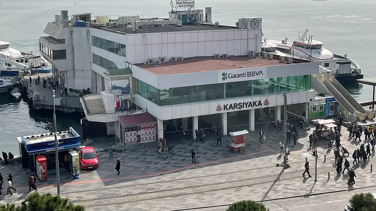 Karsiyaka Iskelesi Kapkaae (1)