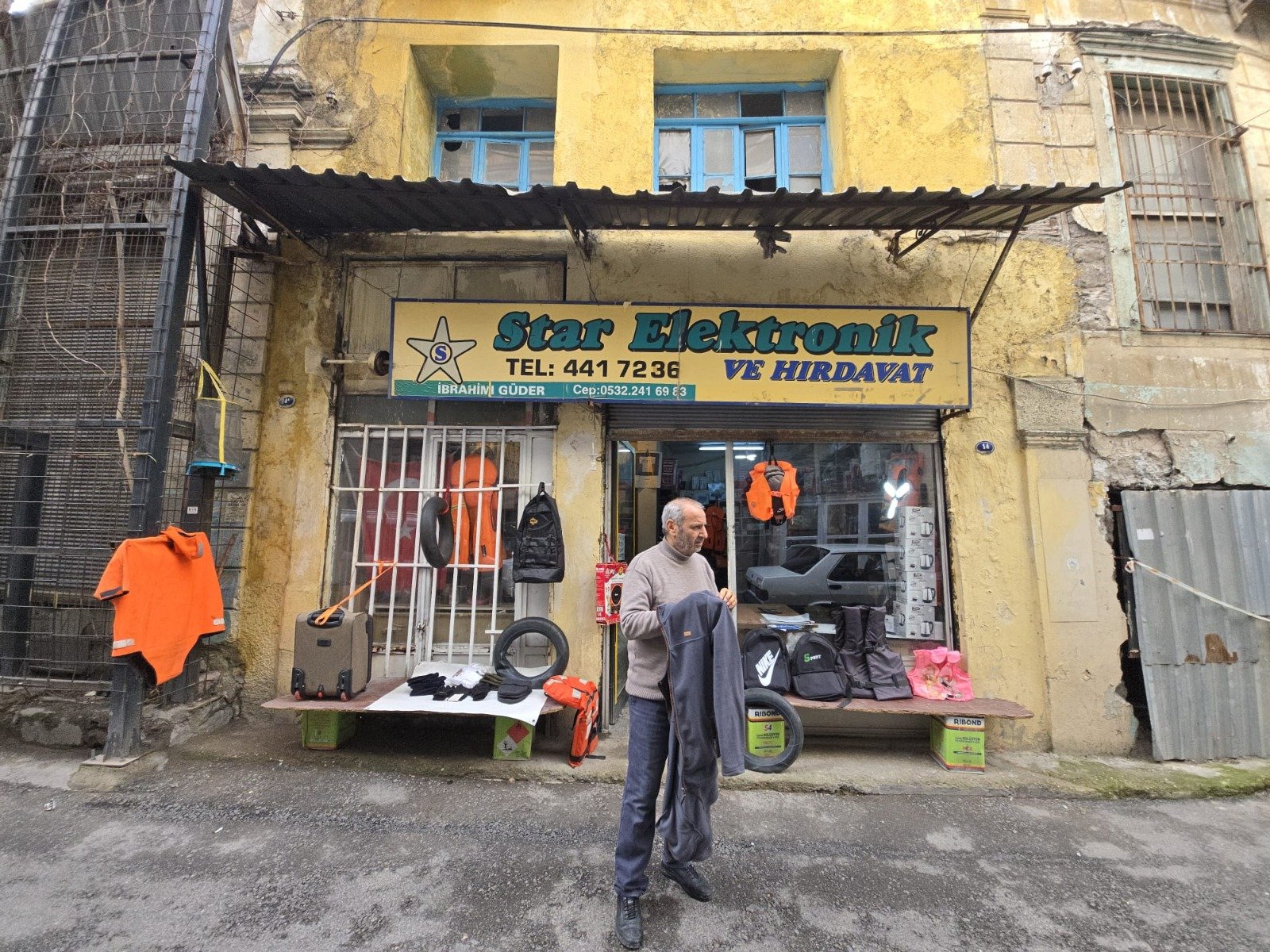 Köftecide ‘Can’ Değil ‘Ölüm’ Yeleği 2