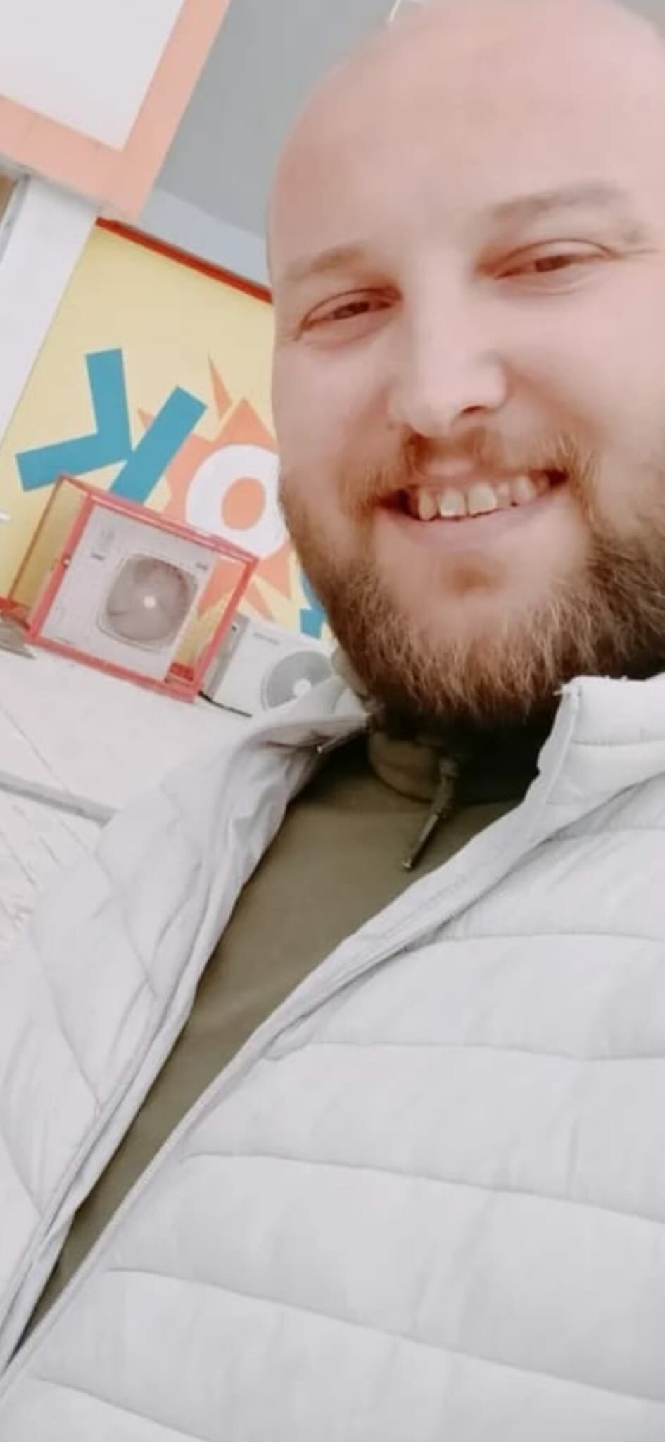 M A N I S A’ D A O T O M O B I L S A R A M P O L E D E V R I L D I 1 1240334 368974