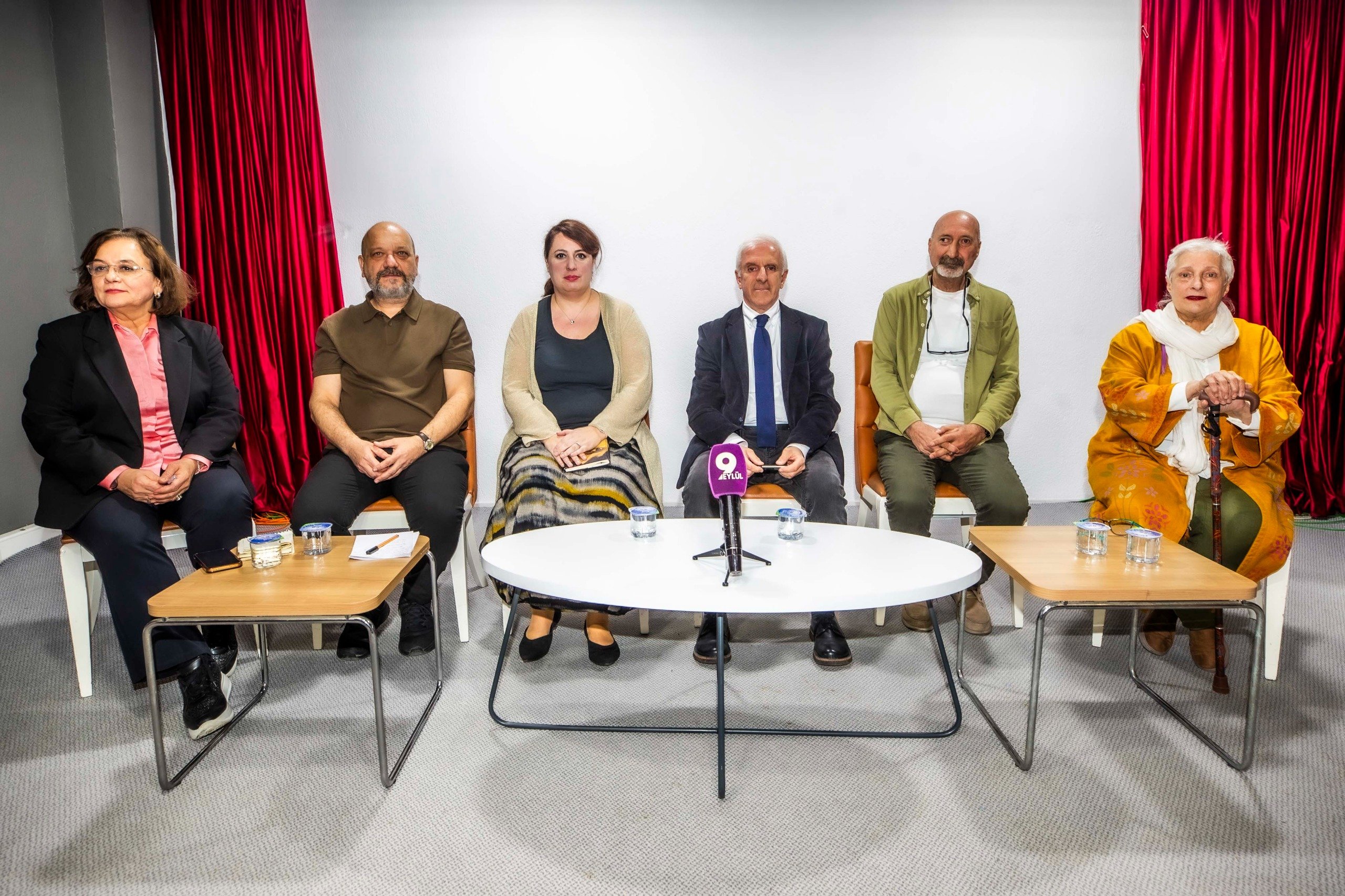 ‘Öldürülen Gazeteci̇ler Ve Öldürülmek İstenen Gazeteci̇li̇k’ Söyleşi̇si̇ne Yoğun İlgi̇ (5)