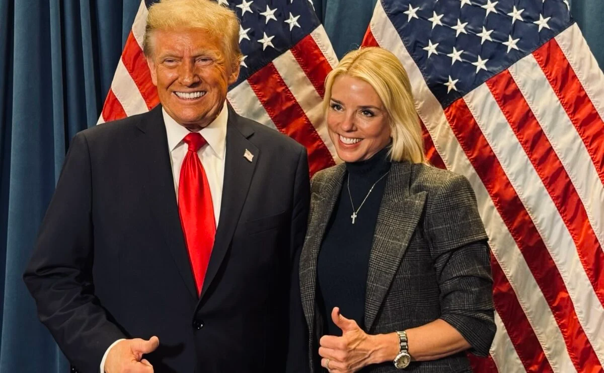 Pam Bondi 23489231 1200X741