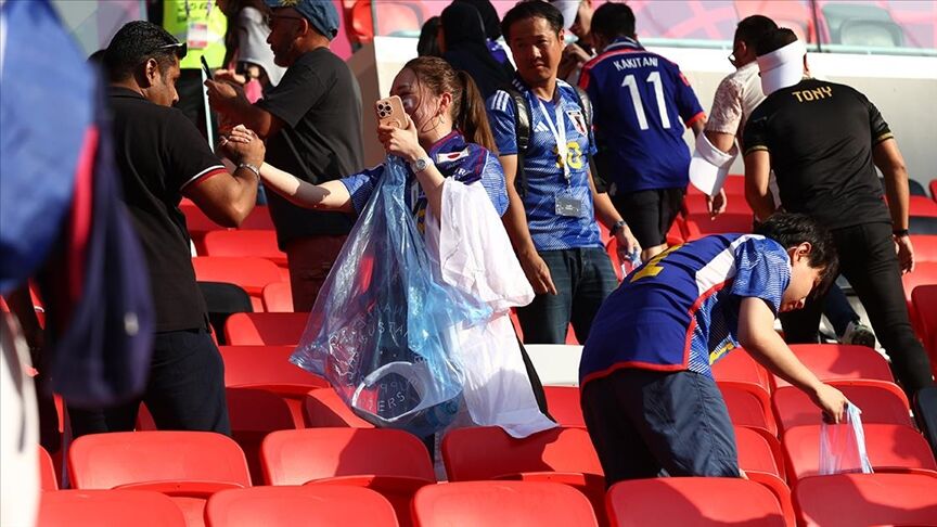 Thumbs B C 761346B6316240B3006C5C0E37Cad893