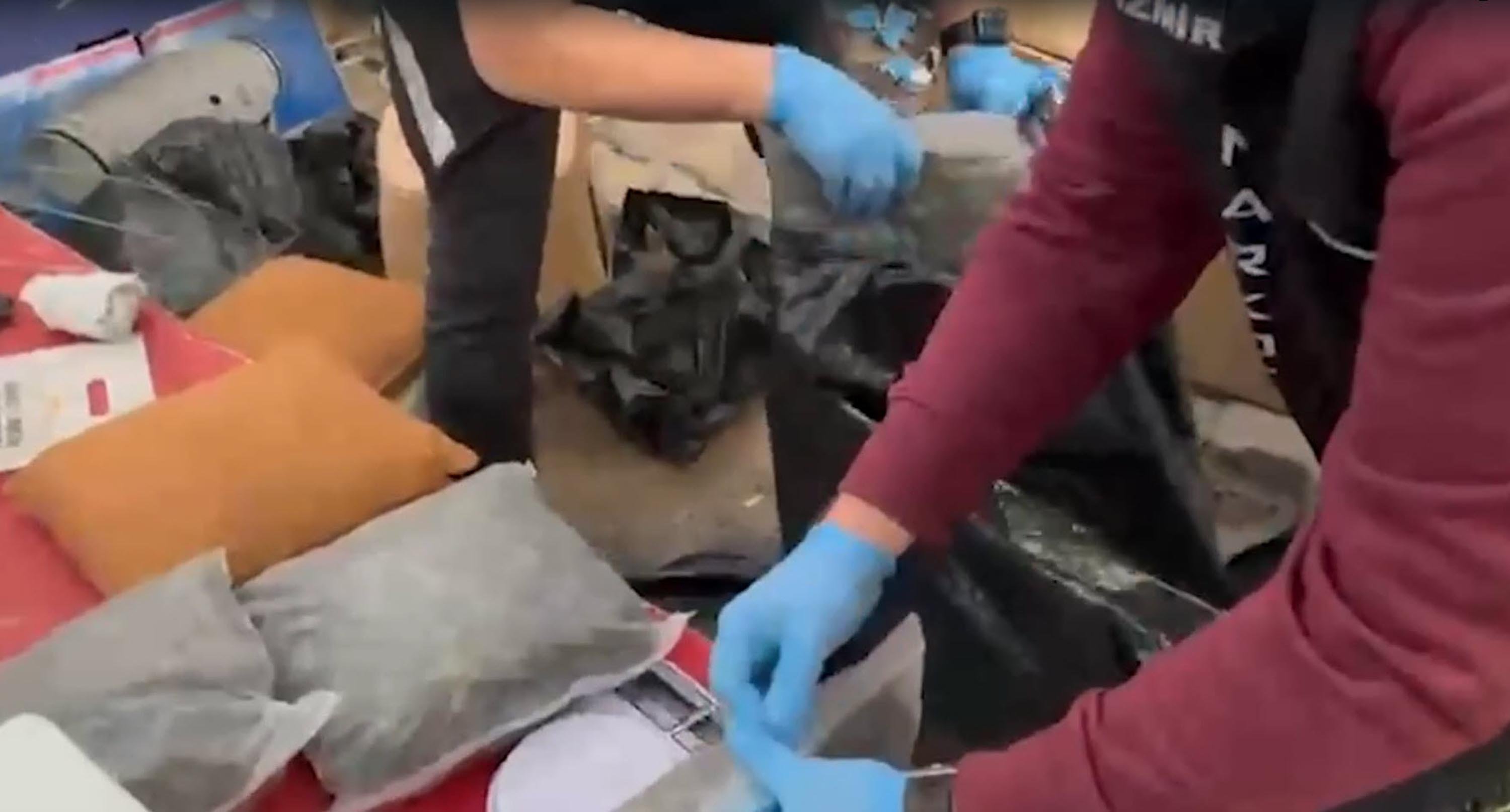 U Y U S T U R U C U I M A L E D I L E N E V E O P E R A S Y O N 2 1282061 381449