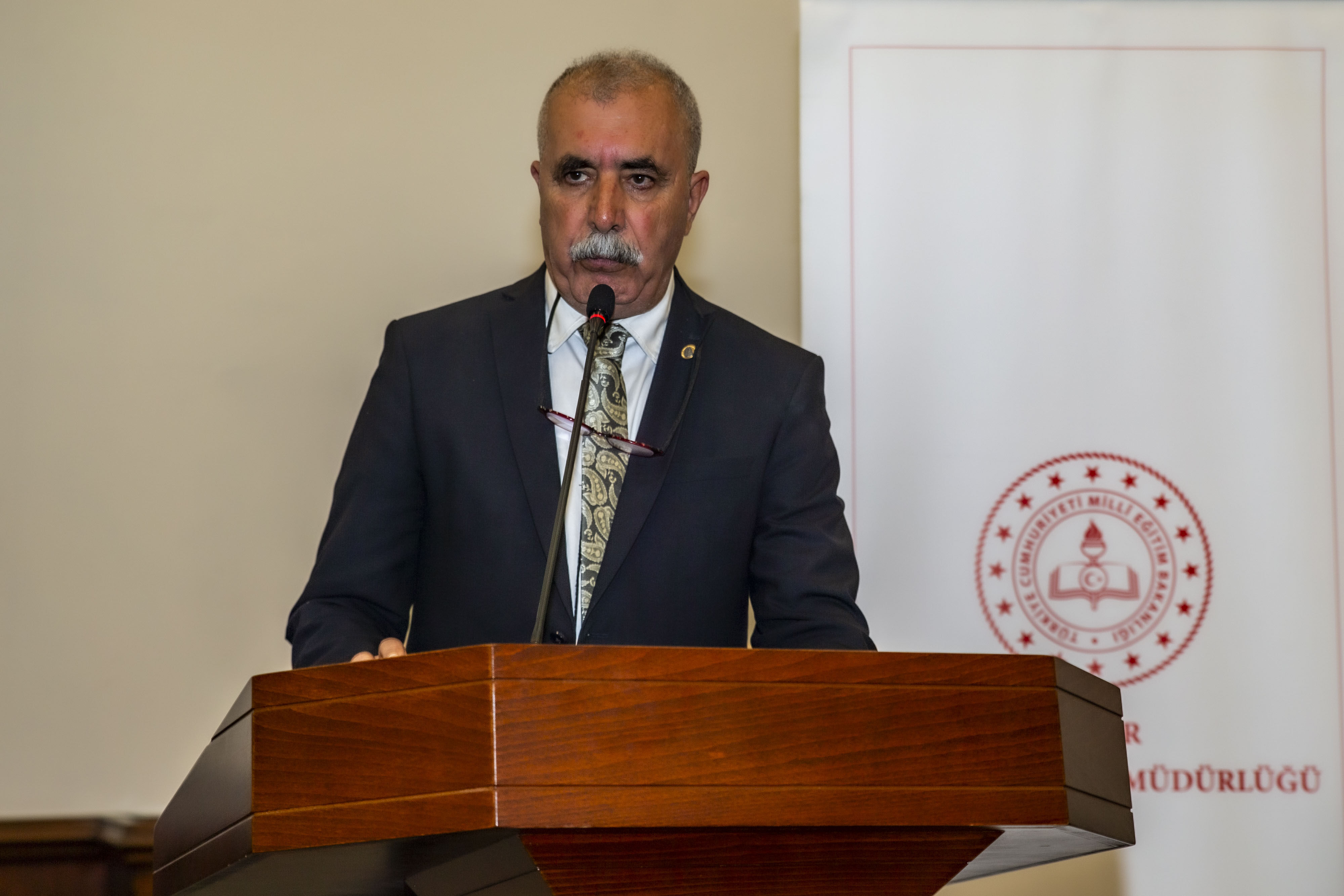 Hasan Tahsi̇n Ve Mi̇lli̇ Mücadele Kahramanlarini Yaşatma Derneği̇ Şi̇i̇r Yarişmasi’nda Ödüller Sahi̇pleri̇ni̇ Buldu (3)