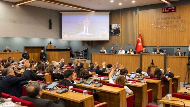 I Z S U Meclisinde Yeni Tarife Polemigi Tugay Indirim A K Parti Zam Dedi 193115