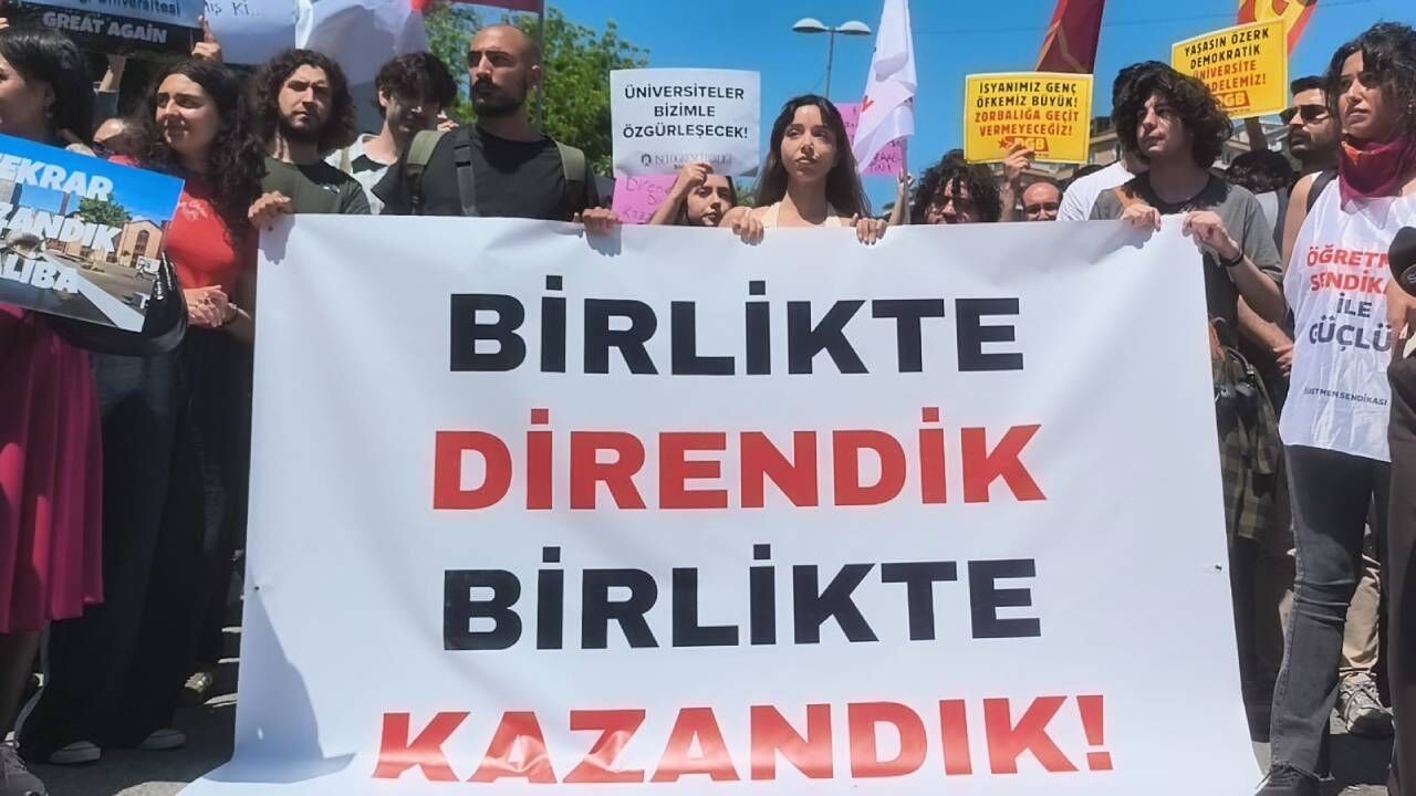 Ogrencilerin Direnisi Zaferle Sonuclandi