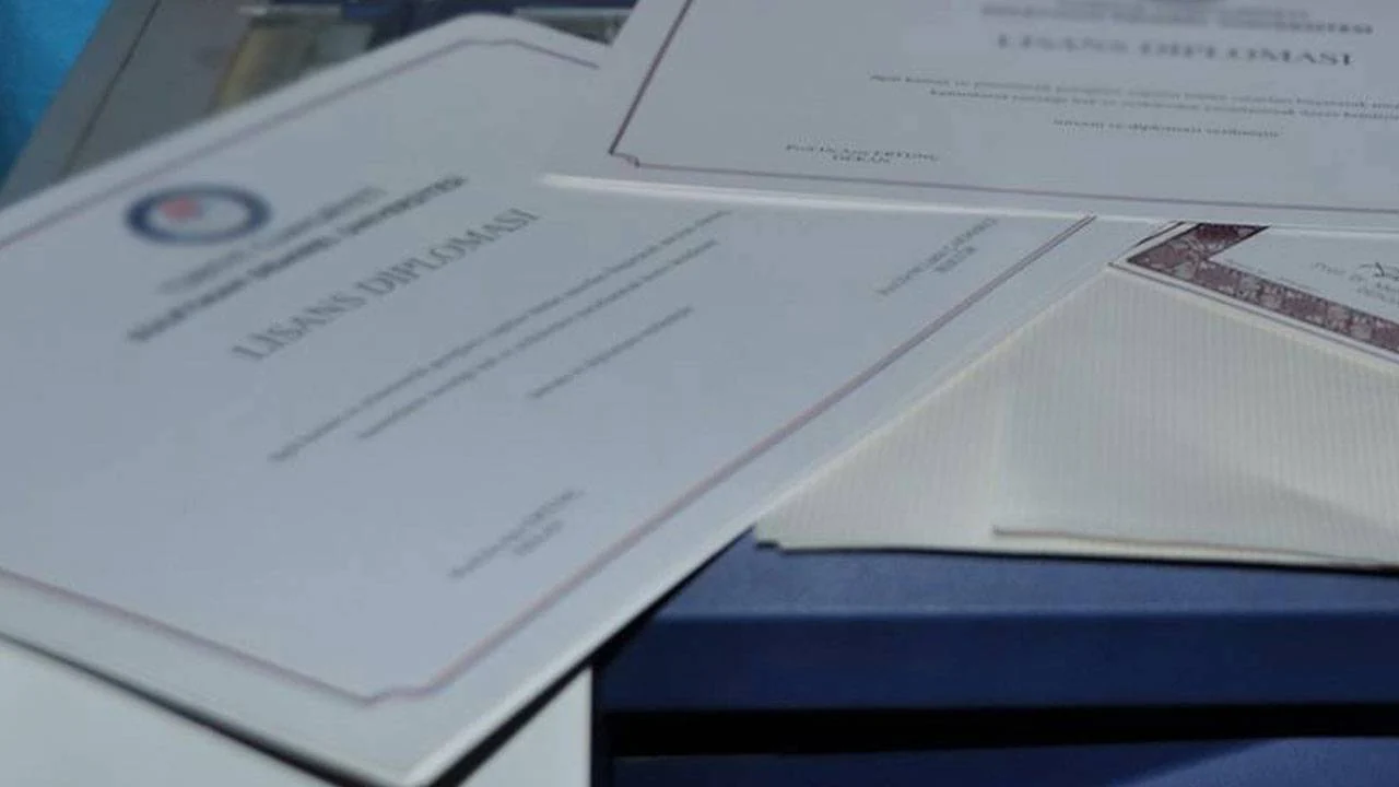 Sahte Diploma Davasi Goruldu Supheliler Suclamalari Kabul Etmedi