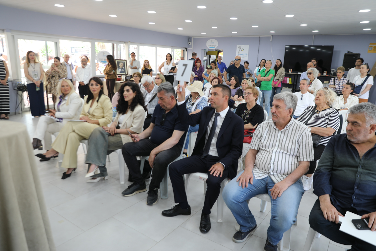 Ucuncu Yas Universitesinden Anlamli Final Foto Galeri M X P R L