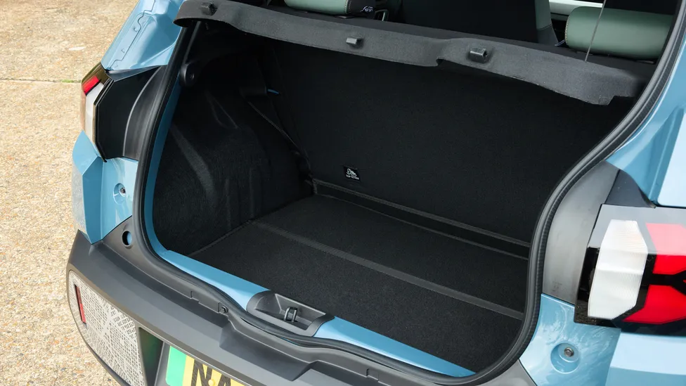 All New Dacia Spring Boot (3)