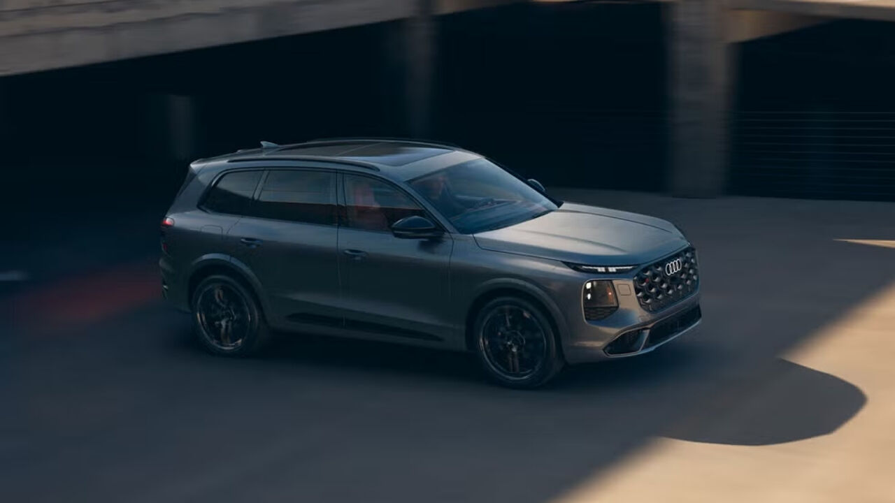 Audi̇ Q7 Yeni Yan Görünüşü 2027 Model