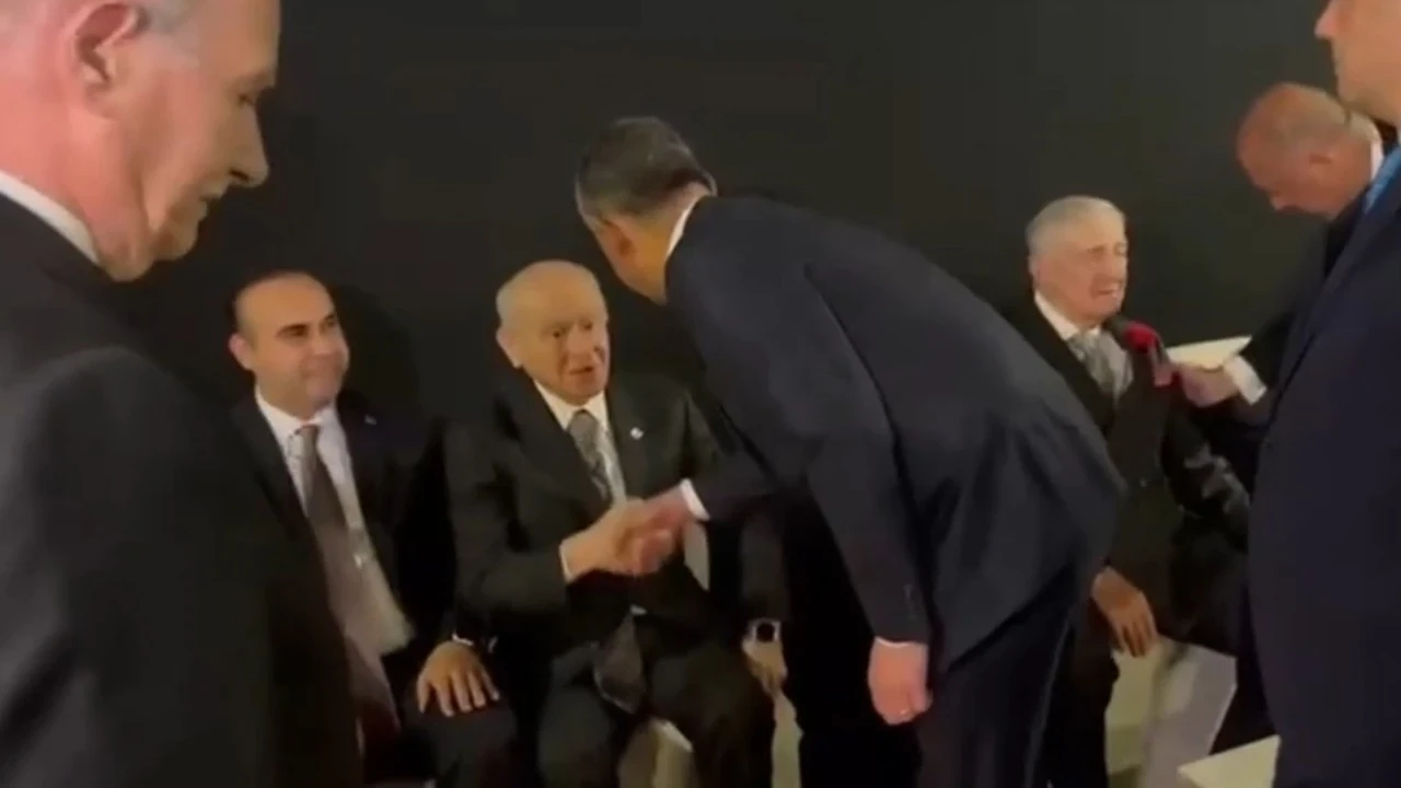 Cevdet Yilmaz Ozgur Ozel Ve Devlet Bahceli Koc Holdingin Kutlamasina Katildi Rghi