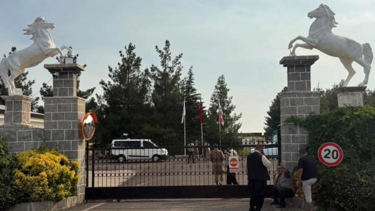 Hali Sahada Cikan Kavga 4 Ile Sicradi 2 Olu Ip7Z