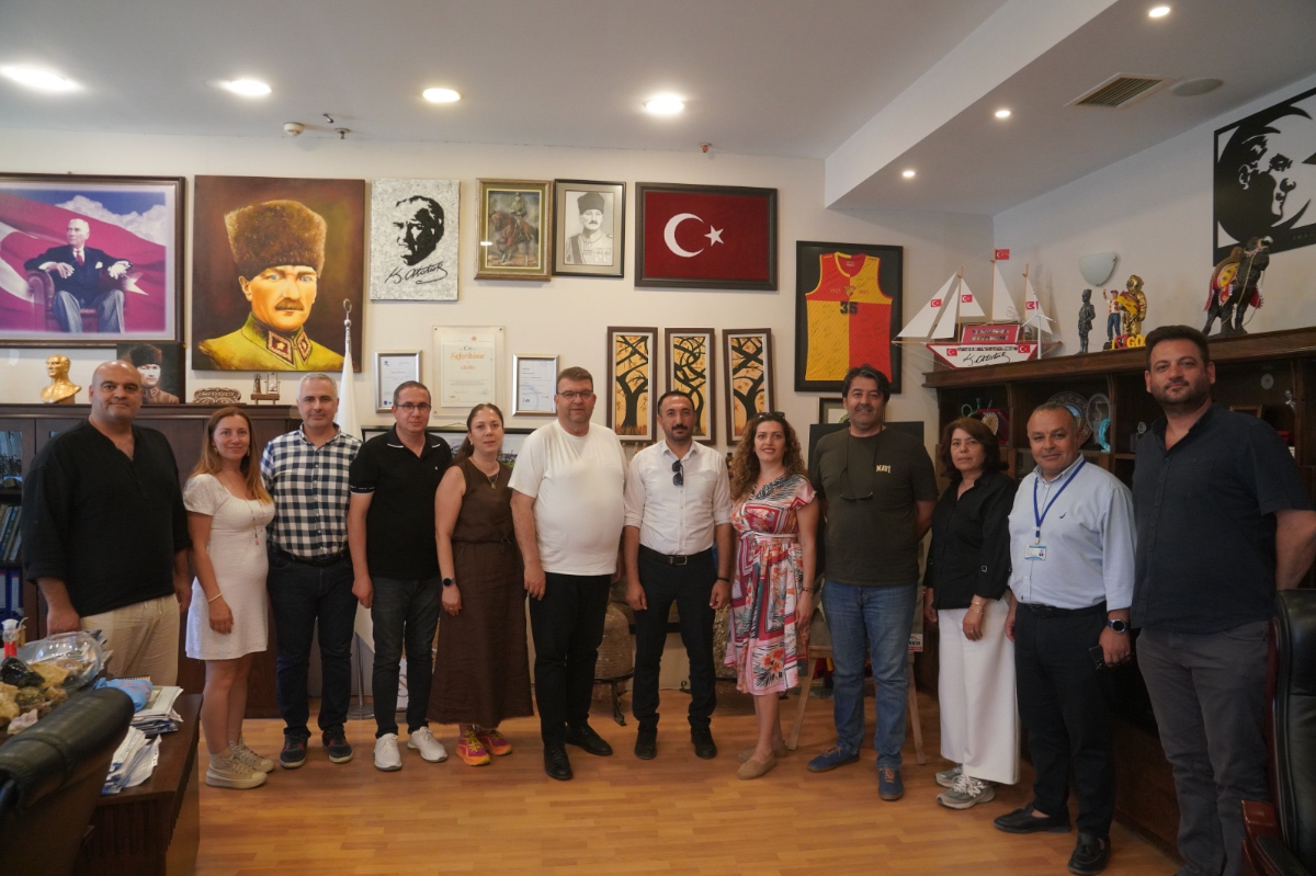 Seferihisar Belediyesinde Memurlara Yuzde 20 Zam