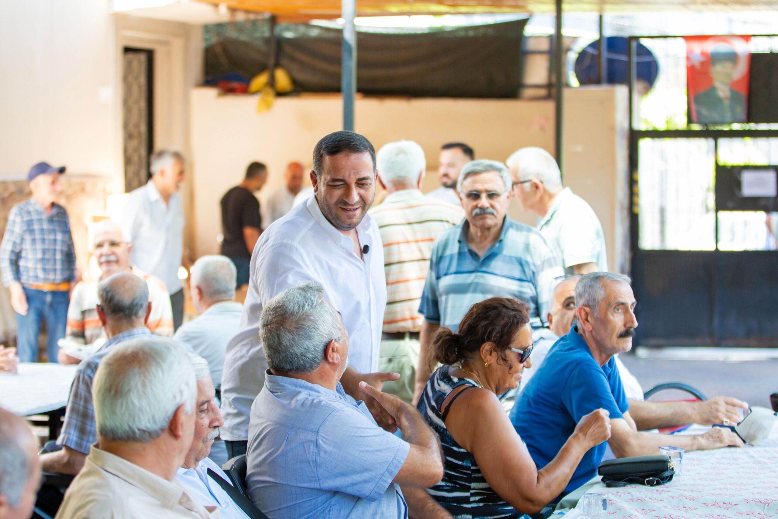 Başkan Erman Uzun Ki̇mseyi̇ Geri̇de Birakmayan Bi̇r Narlidere İnşa Edi̇yoruz (6)