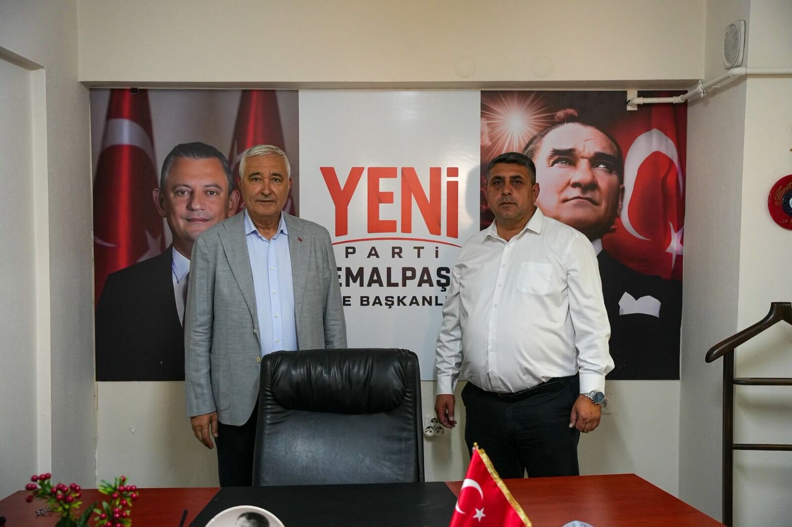 İlçe Başkani Yilmaz Göz Yaşlari İle Veda Etti̇ (1)