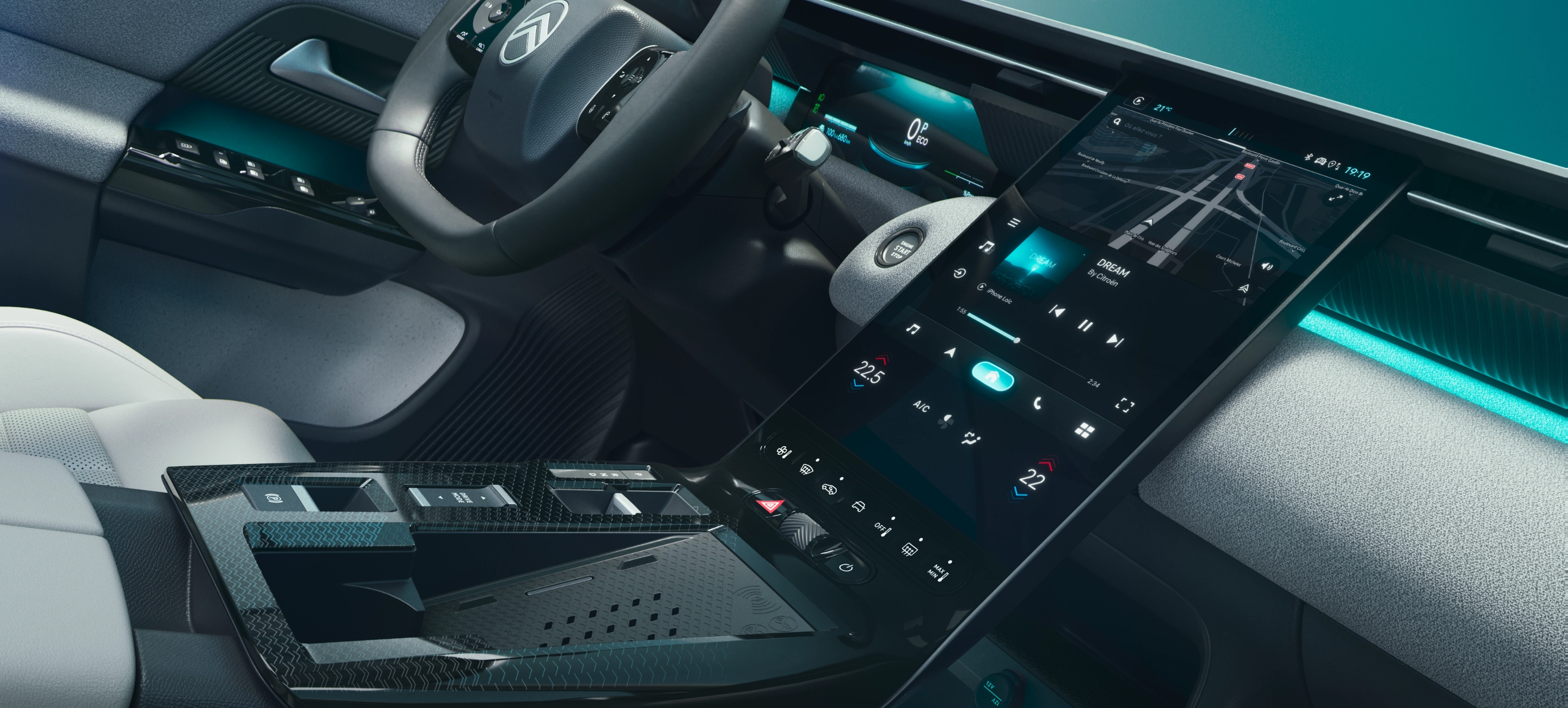 Immersive Key Features Lifestyle 002 2880X1300