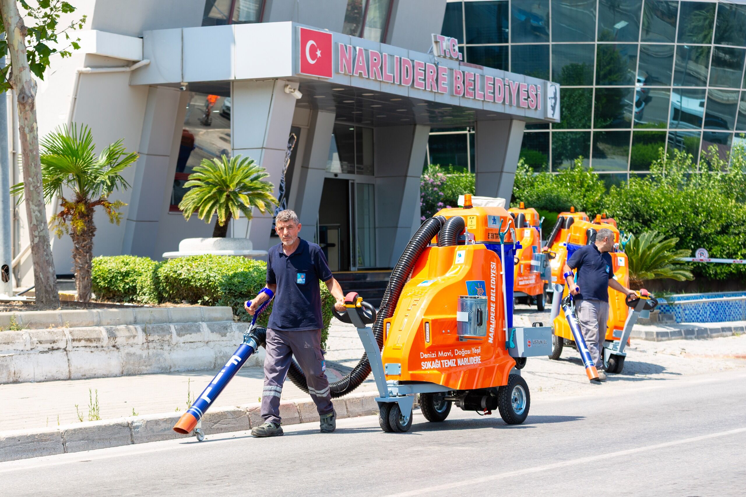 Akülü Çöp Toplayıcısı (1)