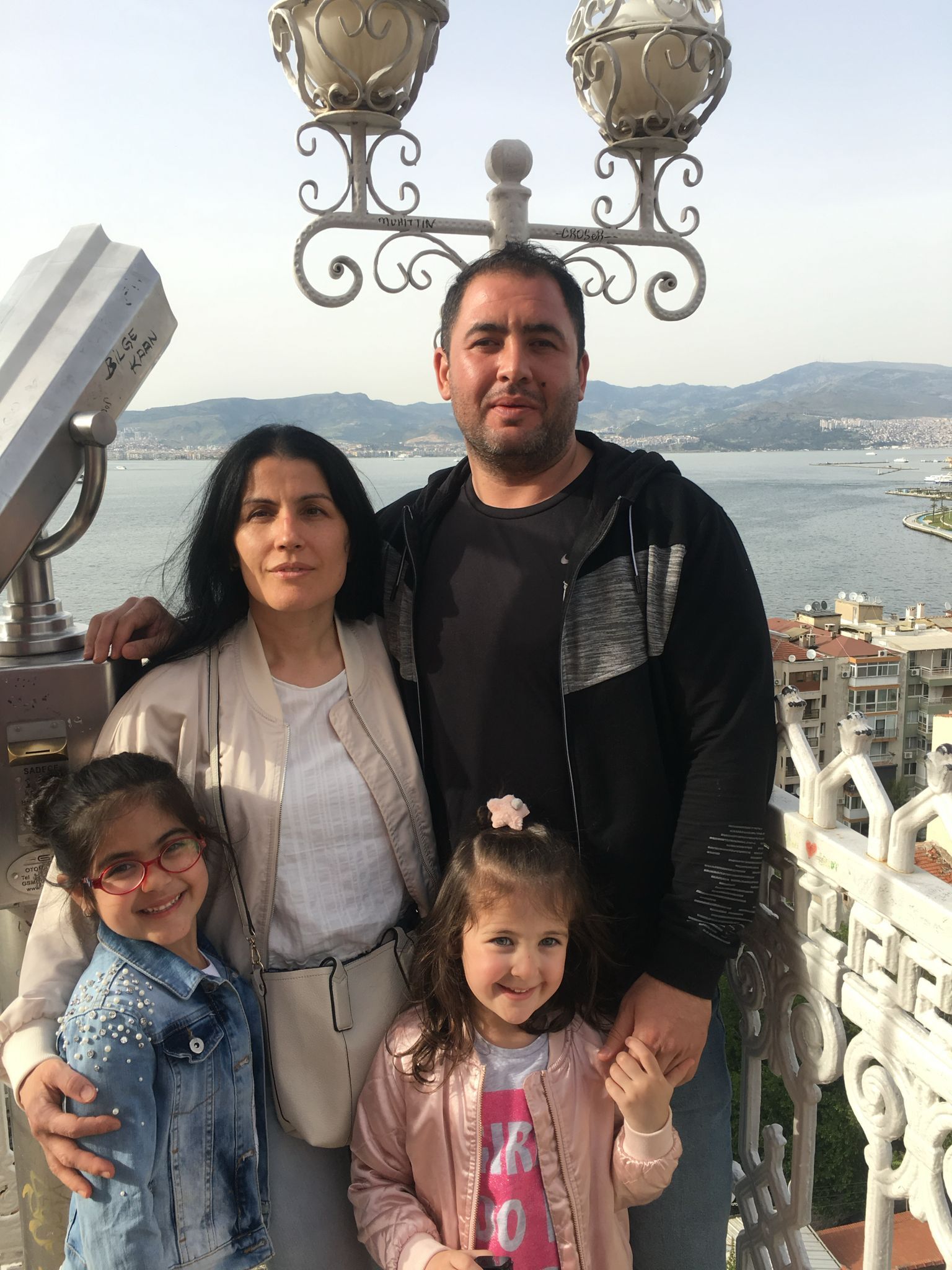 Gokhan Hülya Eda Ve Duru Bi̇cer