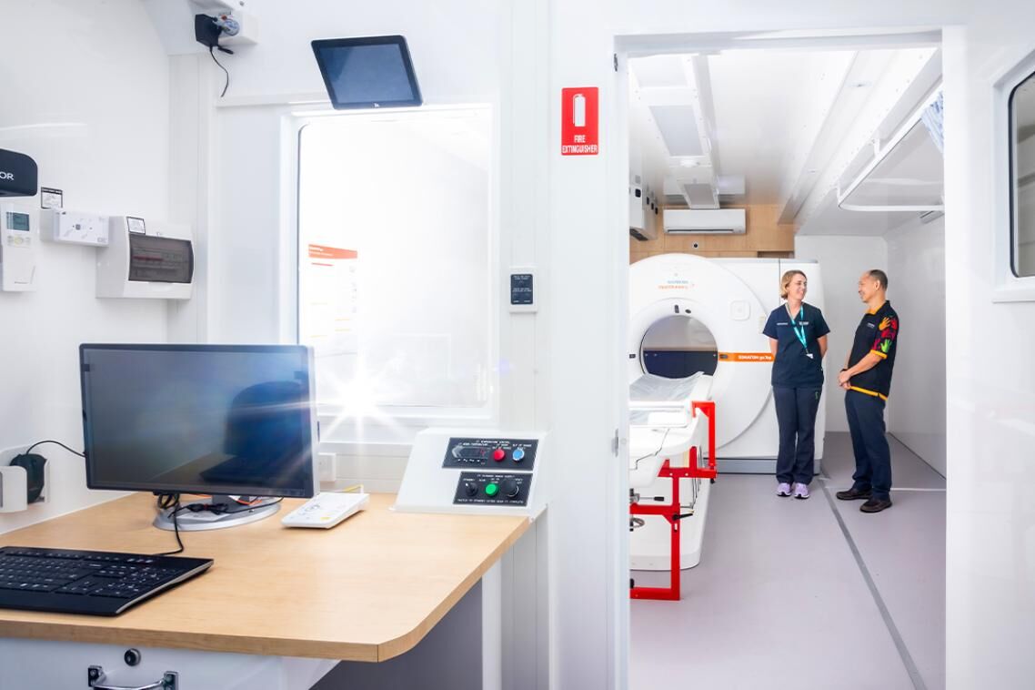 Hmbs Lung Cancer Truck Interior Rachel Kwun 2