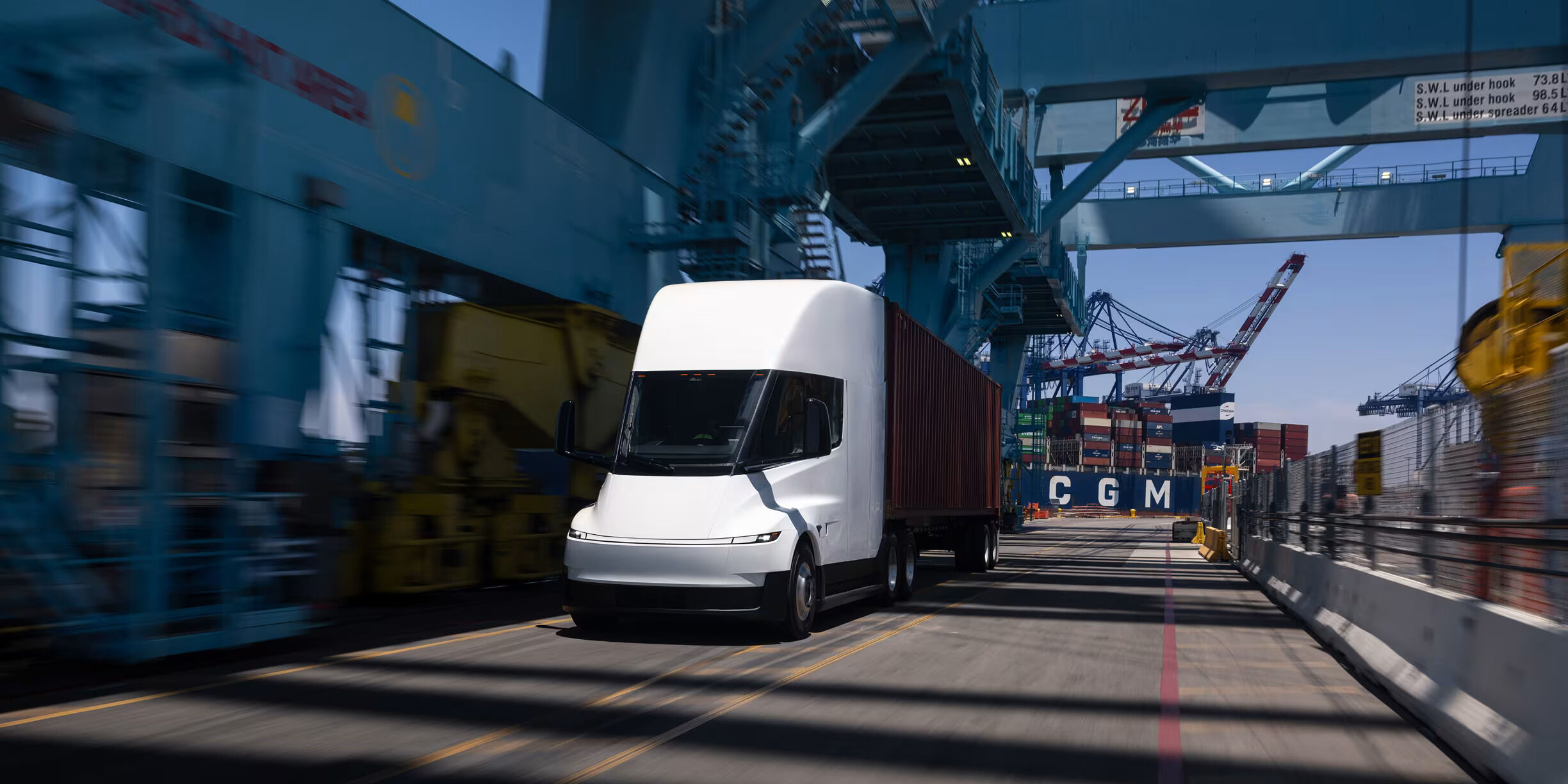 Tesla Semi Truck (1)