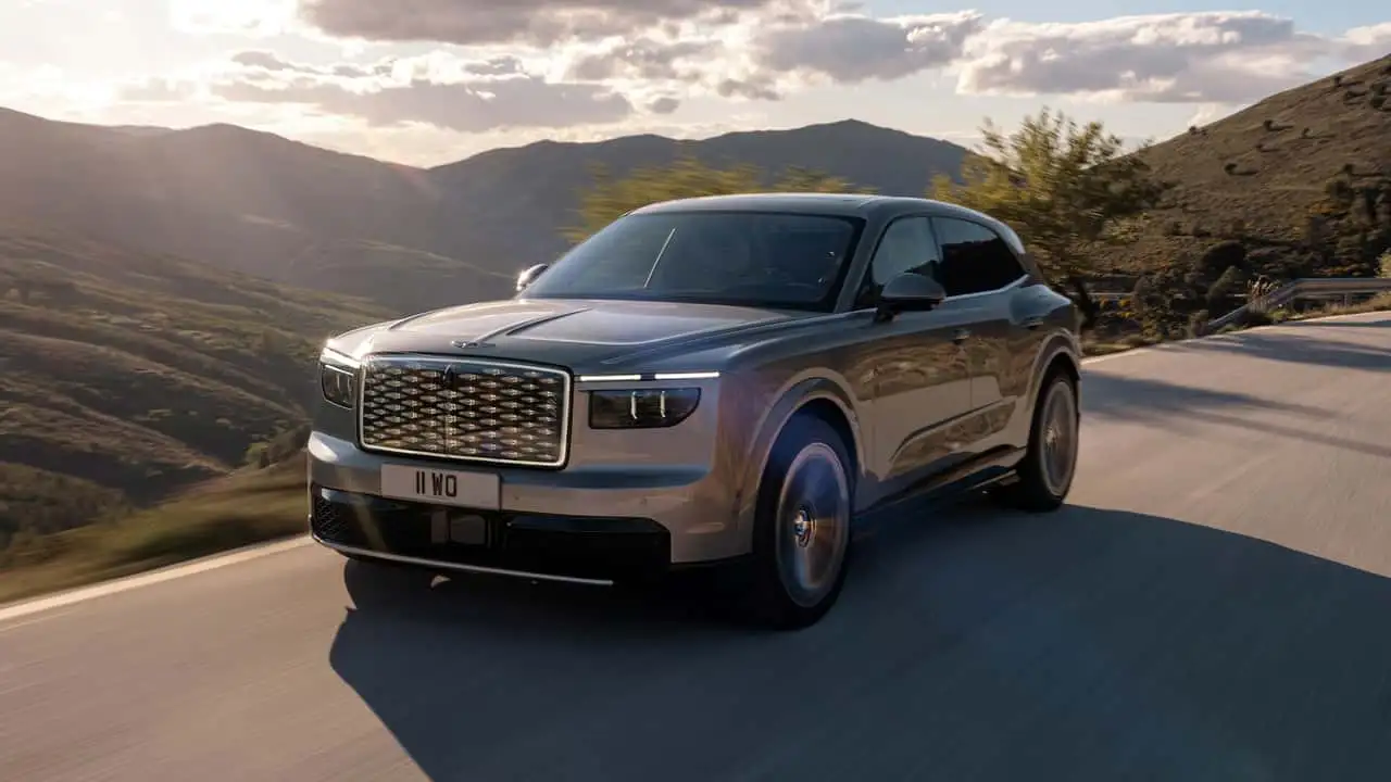 2028 Bentley Torcal Electric Suv Bright Design Spec (8)